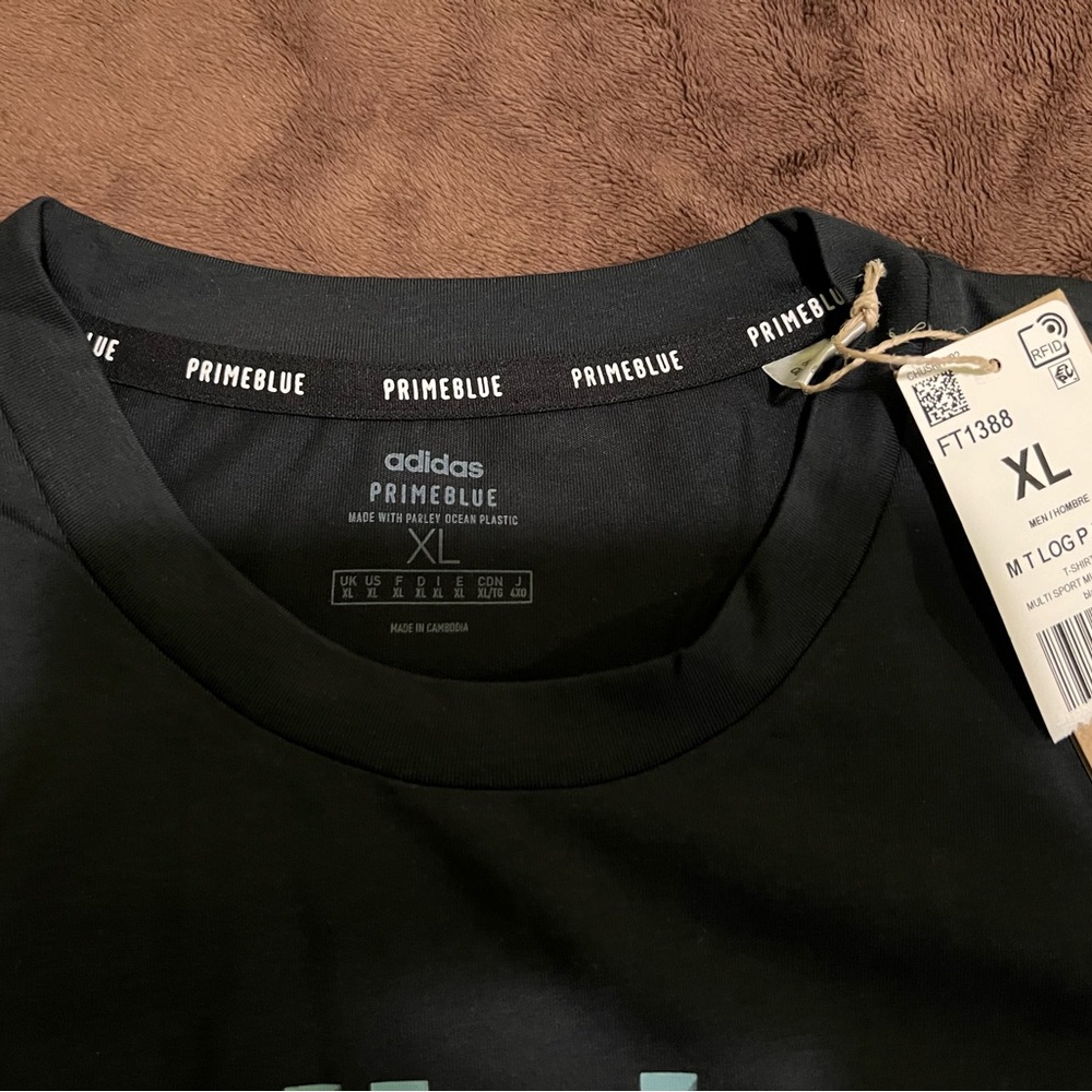 Adidas Men's Black Tee with Pale Blue Logo - Picture 5 of 9
